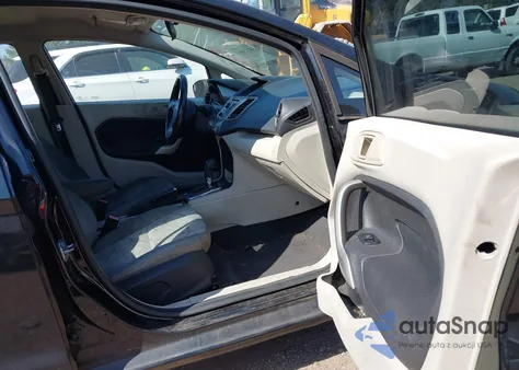 2013 Ford Fiesta Se z USA, uszkodzony, nr VIN 3FADP4EJXDM203153